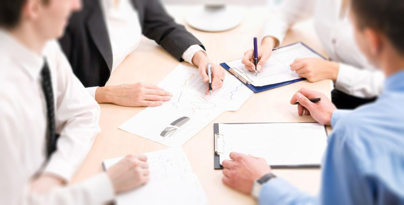 Eyewear packaging consultation and requirements discussion at MSA Pack - Understanding client needs and product specifications